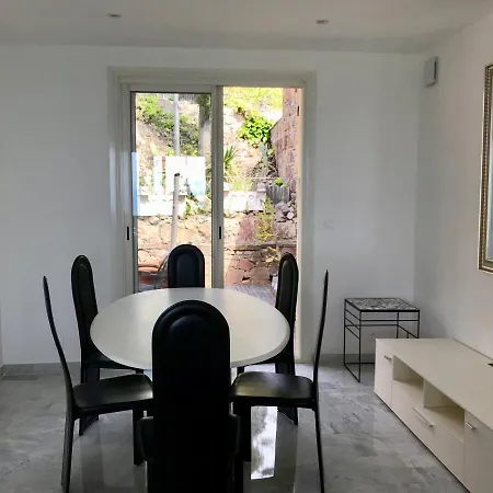 Hébergement de vacances Magnifique Maison Bord De Mer *